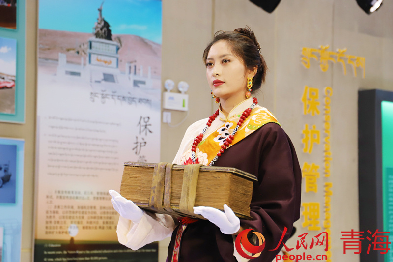 藏品展示。人民網(wǎng) 楊啟紅攝