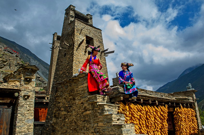 四川省阿壩州理縣桃坪村。四川省文旅廳供圖