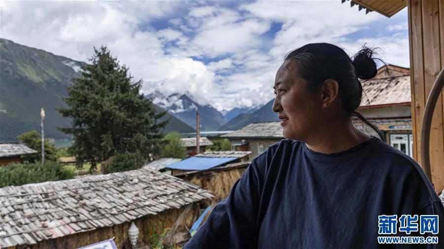 (圖文互動(dòng))(3)從坐吃山空到護(hù)林守山——西藏林芝為雪域高原獻(xiàn)上“綠色哈達(dá)”