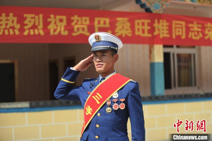 護(hù)西藏“江南”森林生態(tài)安全、提升專(zhuān)業(yè)技能兩位消防員獲個(gè)人三等功