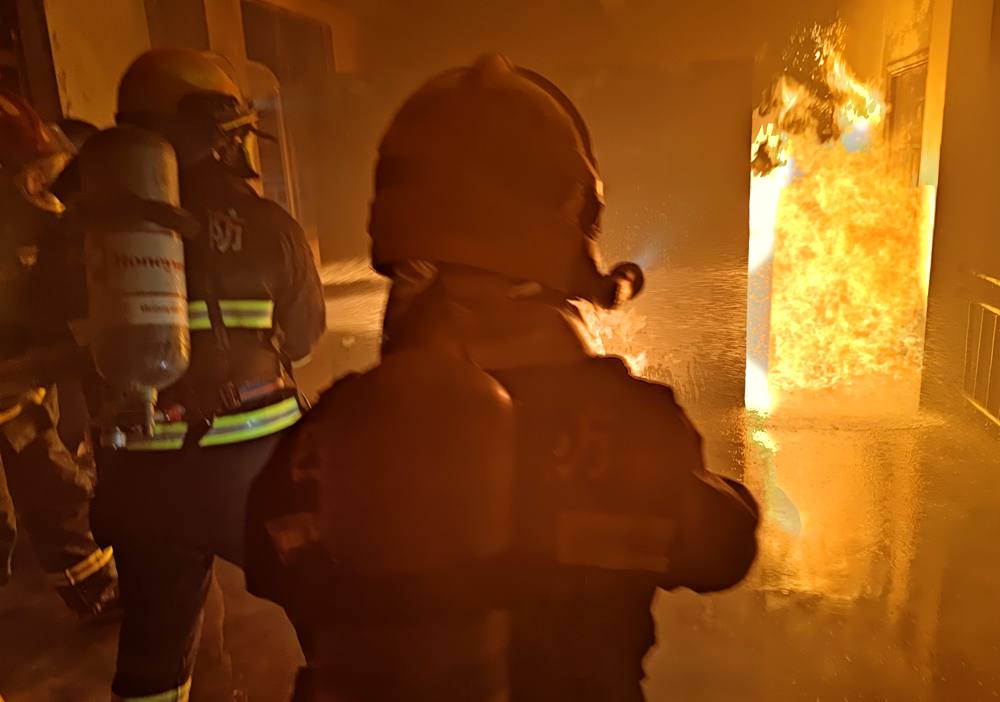 真火內(nèi)攻實(shí)操訓(xùn)練。