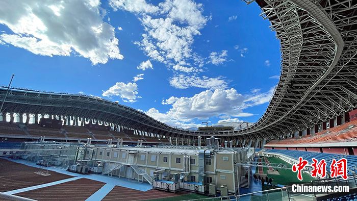 圖為8月15日，位于拉薩市柳梧新區(qū)拉薩市群眾文化體育中心內(nèi)的方艙醫(yī)院。 <a target='_blank' href='/'><p  align=