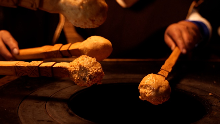  烤“結(jié)達”。