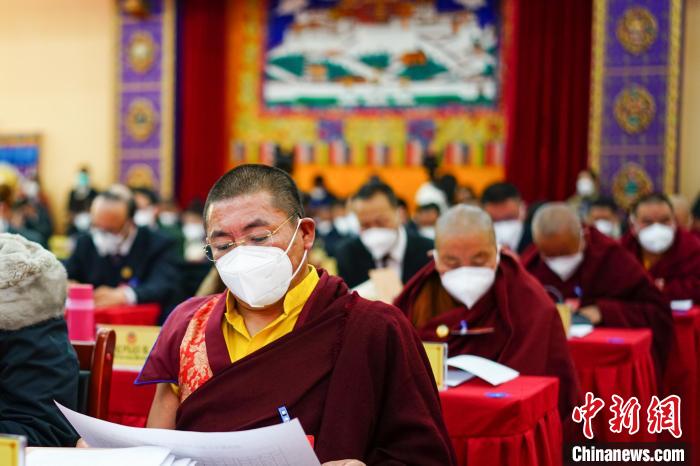 圖為宗教界委員參會建言資政?！〗w波 攝