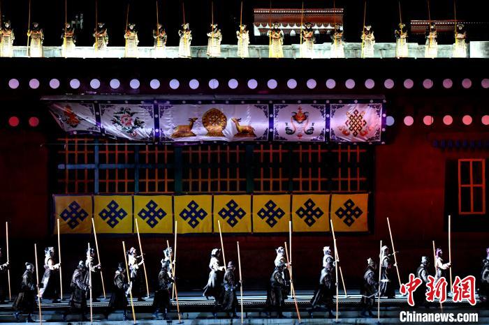 3月17日，西藏拉薩，《文成公主》大型史詩劇演出現(xiàn)場?！±盍?攝