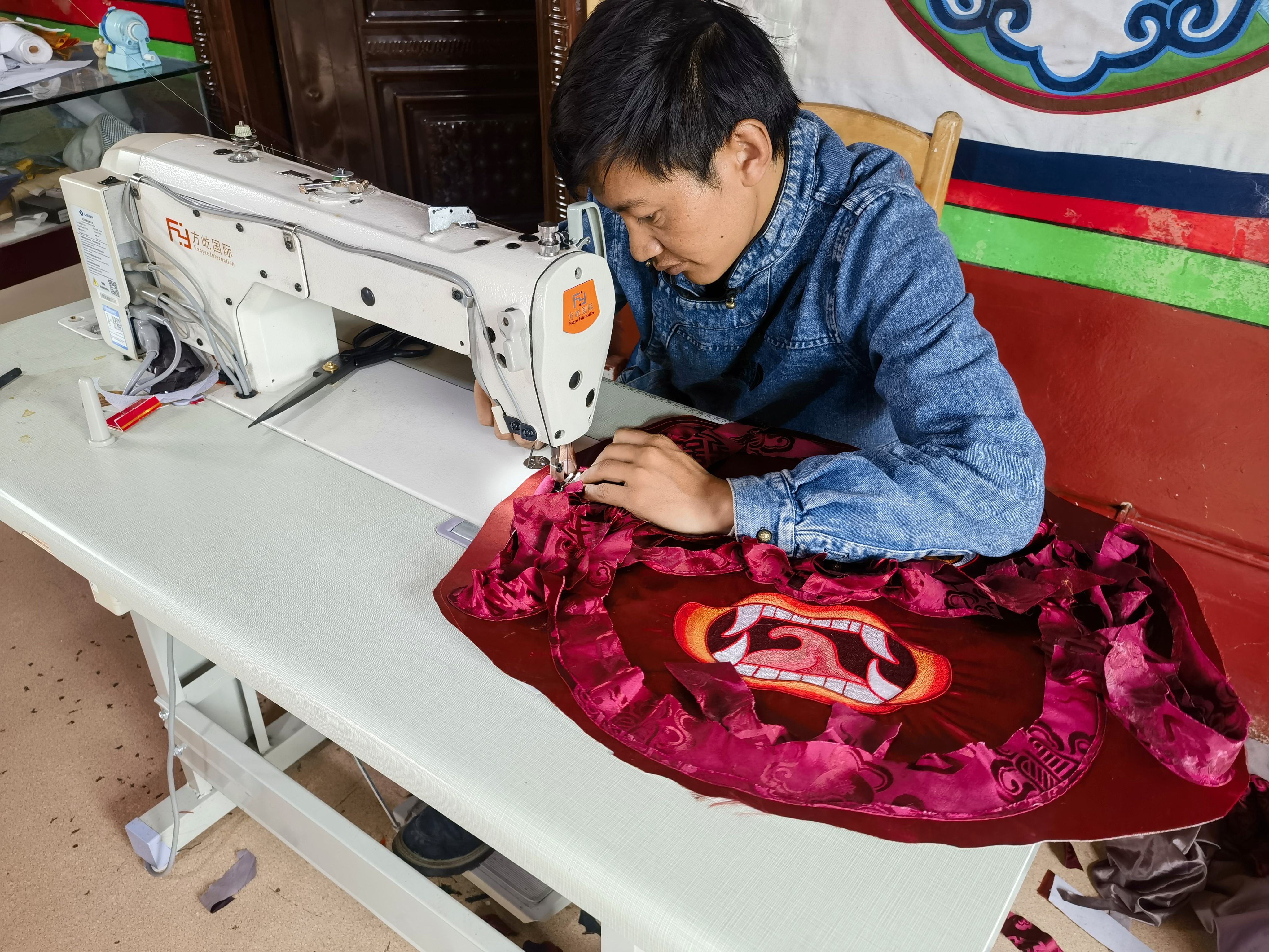 86de8729fea37af837b38b3e2757bef.jpg 86de8729fea37af837b38b3e2757bef.jpg