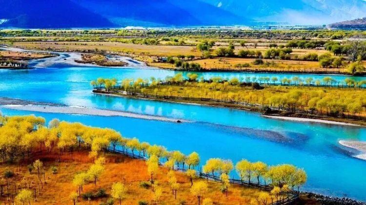 懂西藏的人，一定不會(huì)錯(cuò)過(guò)林芝的秋天