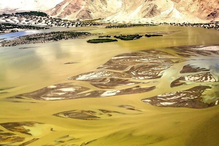 懂西藏的人，一定不會(huì)錯(cuò)過(guò)林芝的秋天