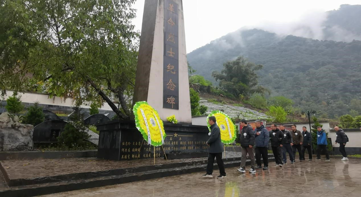 學(xué)黨史祭英烈強動力，扎實走好援藏路