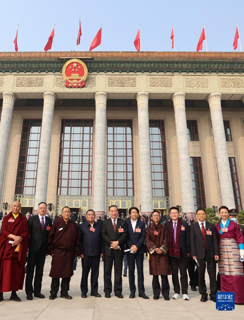 全國(guó)政協(xié)十三屆五次會(huì)議舉行閉幕會(huì)